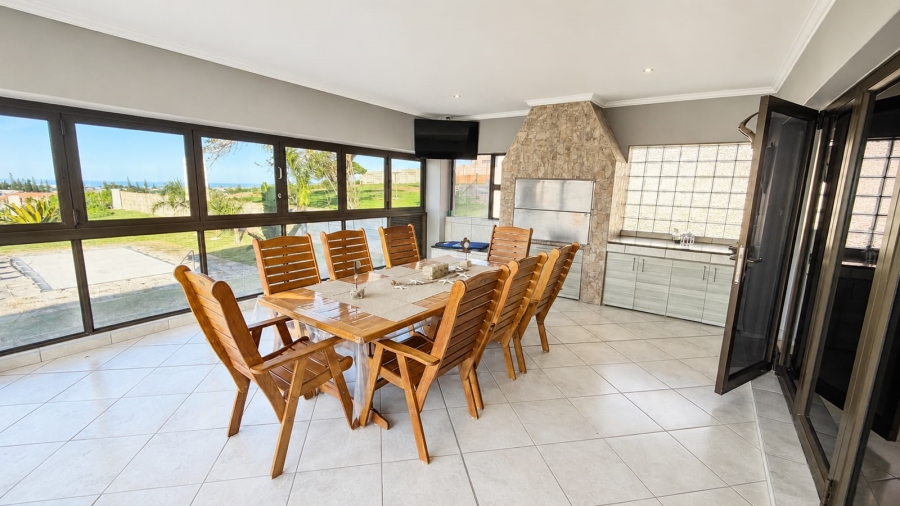 4 Bedroom Property for Sale in Hartenbos Heuwels Western Cape